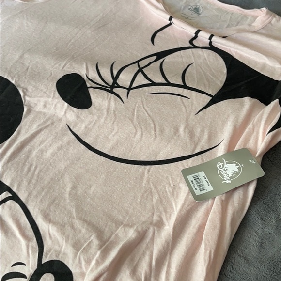 Disney Mickey and Minnie shirt - Picture 3 of 3